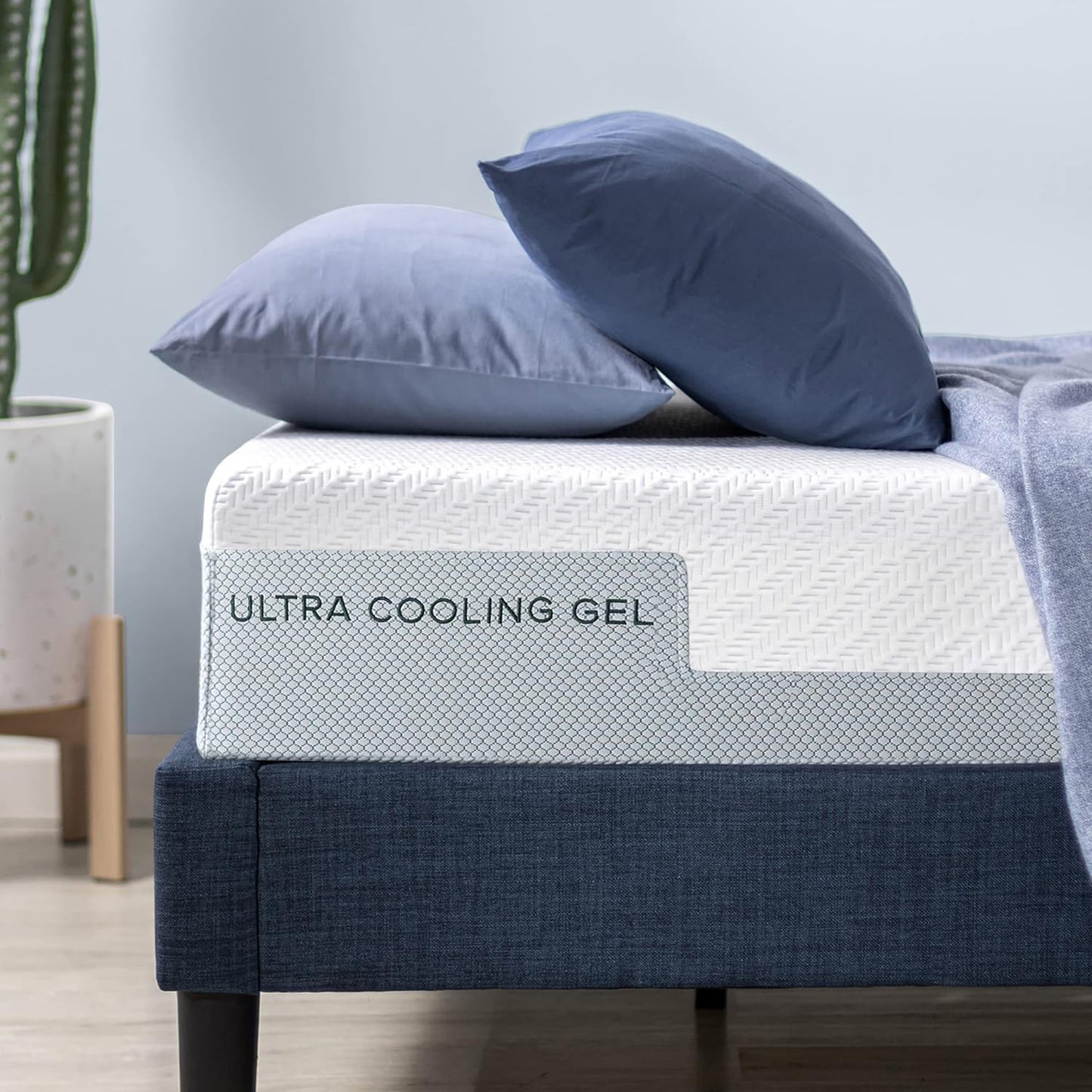 ZINUS 8 Inch Ultra Cooling Gel Memory Foam Mattress, King, Cool-to-Touch Soft Knit Cover, Pressure Relieving, CertiPUR-US Certified, Mattress in A Box, All-New, Made in USA